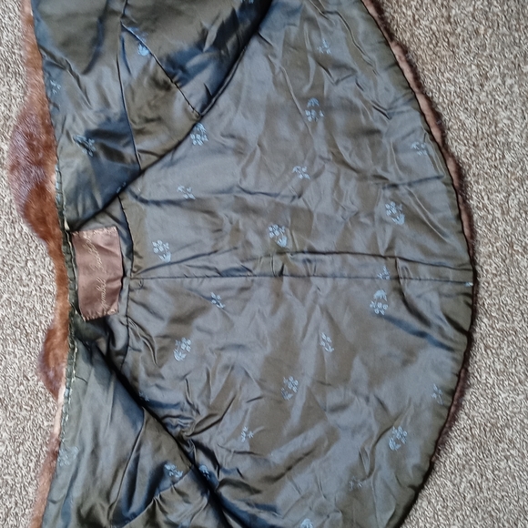 Vintage Gimbel Brothers Fur Stole / Shawl - Picture 4 of 17